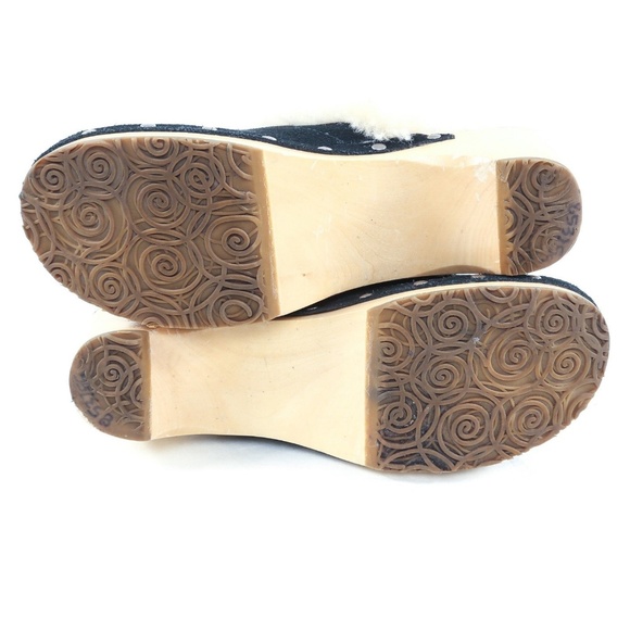 UGG Australia Kalie Black Suede Shearling Clogs - Picture 5 of 7